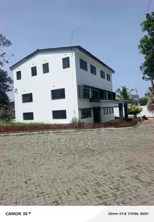  Premium Office Space for Rent – Airport Residential Area 