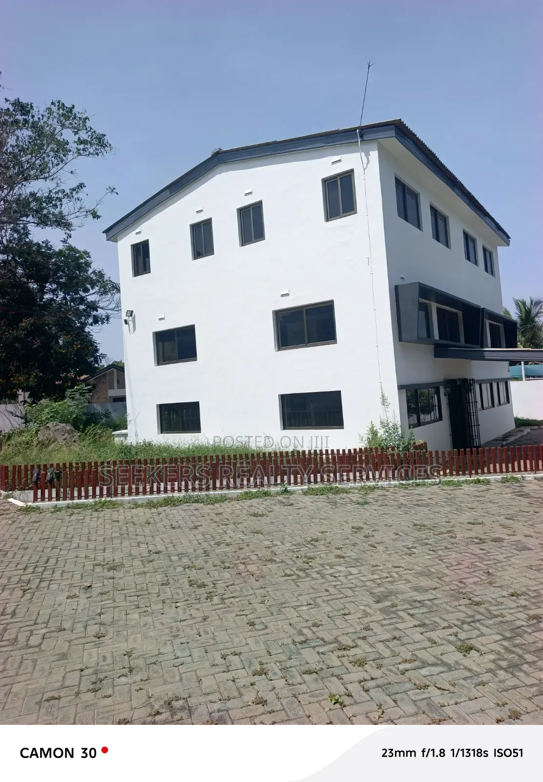  Premium Office Space for Rent – Airport Residential Area 