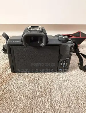 Canon M50 Mark Ii + 15-45mm Is STM Lens