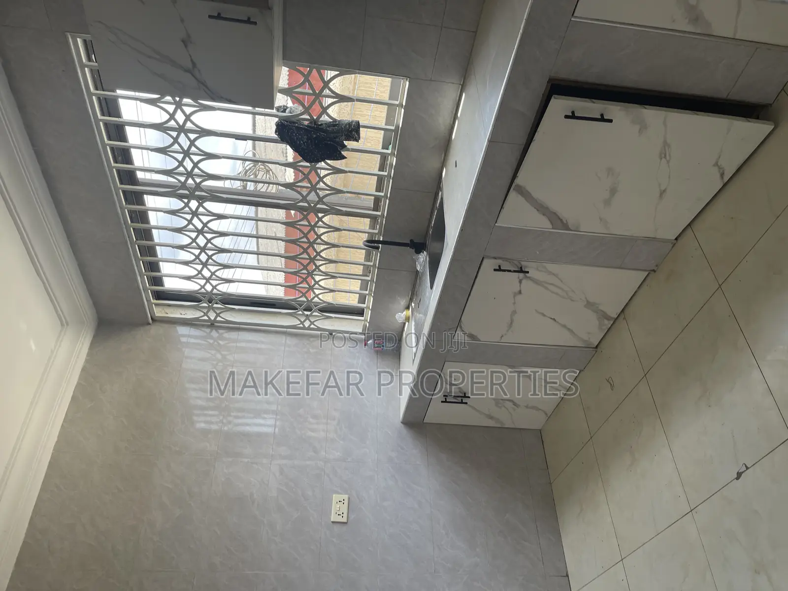 3bdrm Apartment in Adjiriganor for rent