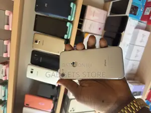 Apple iPhone 7 32 GB Silver