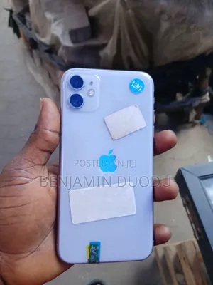New Apple iPhone 11 64 GB Blue