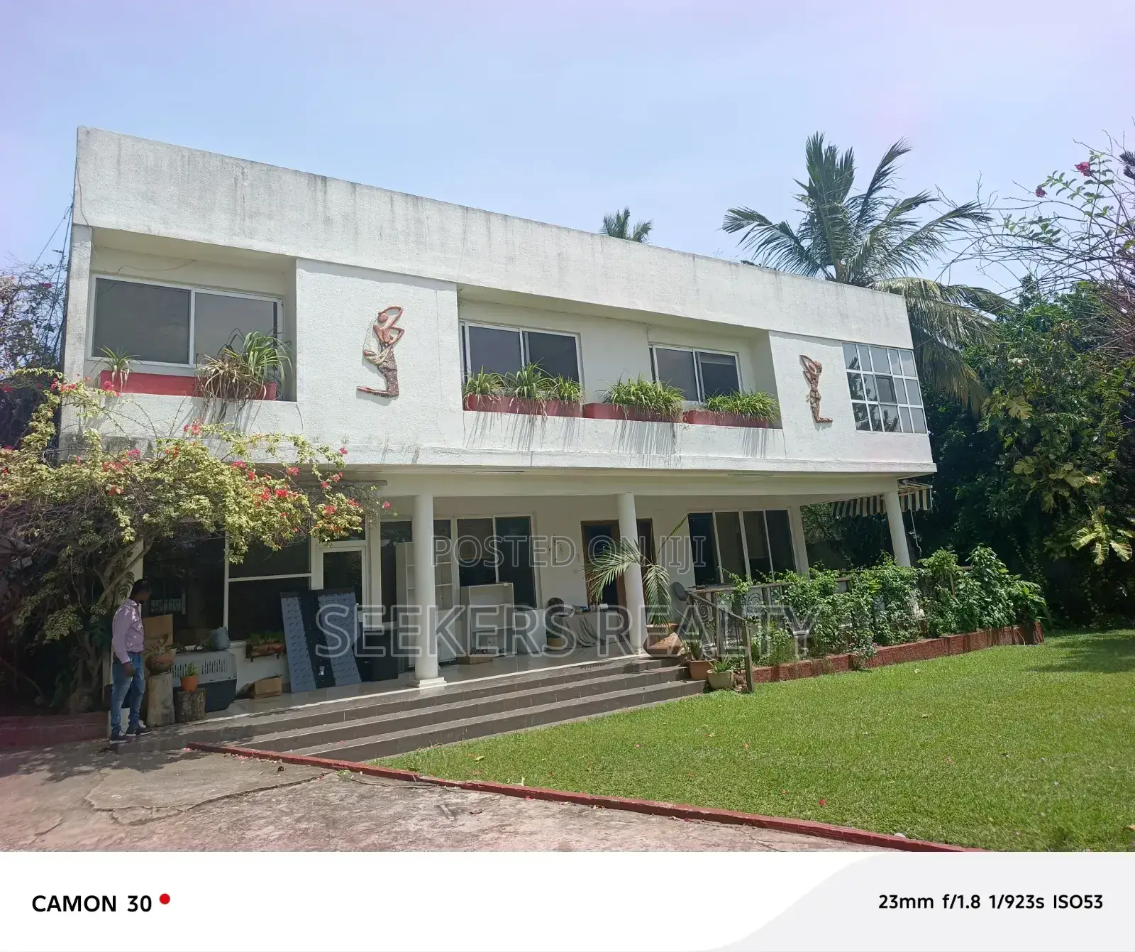 8bdrm House in Seekers Realty, Airport Residential Area for rent
