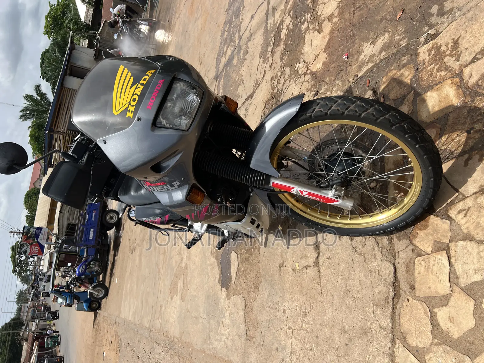 Honda Transalp XL600V 1995 Gray