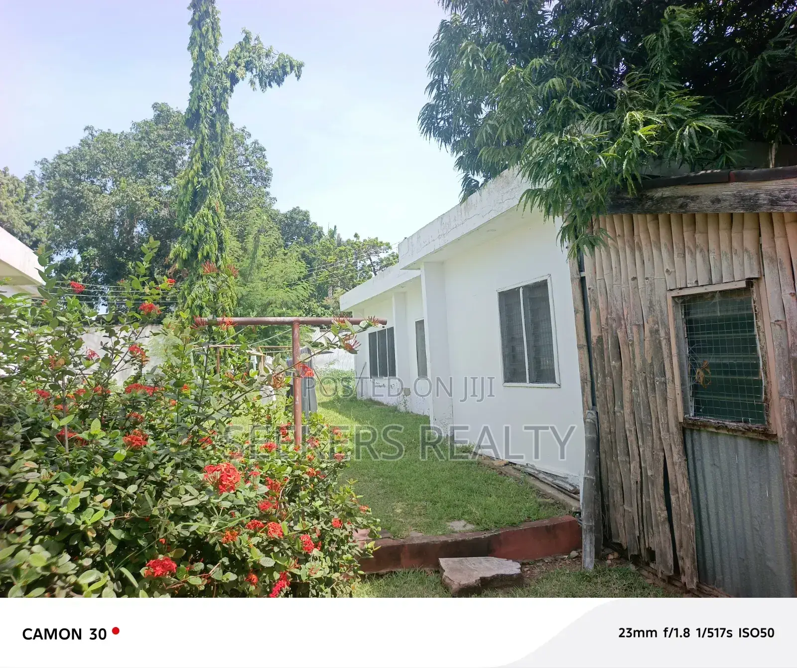 8bdrm House in Seekers Realty, Airport Residential Area for rent