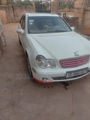 Mercedes-Benz C250 2014 White
