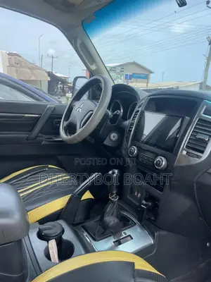 Mitsubishi Pajero 2016 White