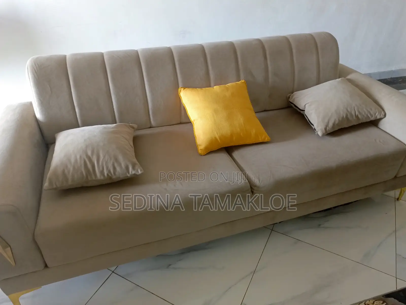 Unique Sofa Set (7 Seater)