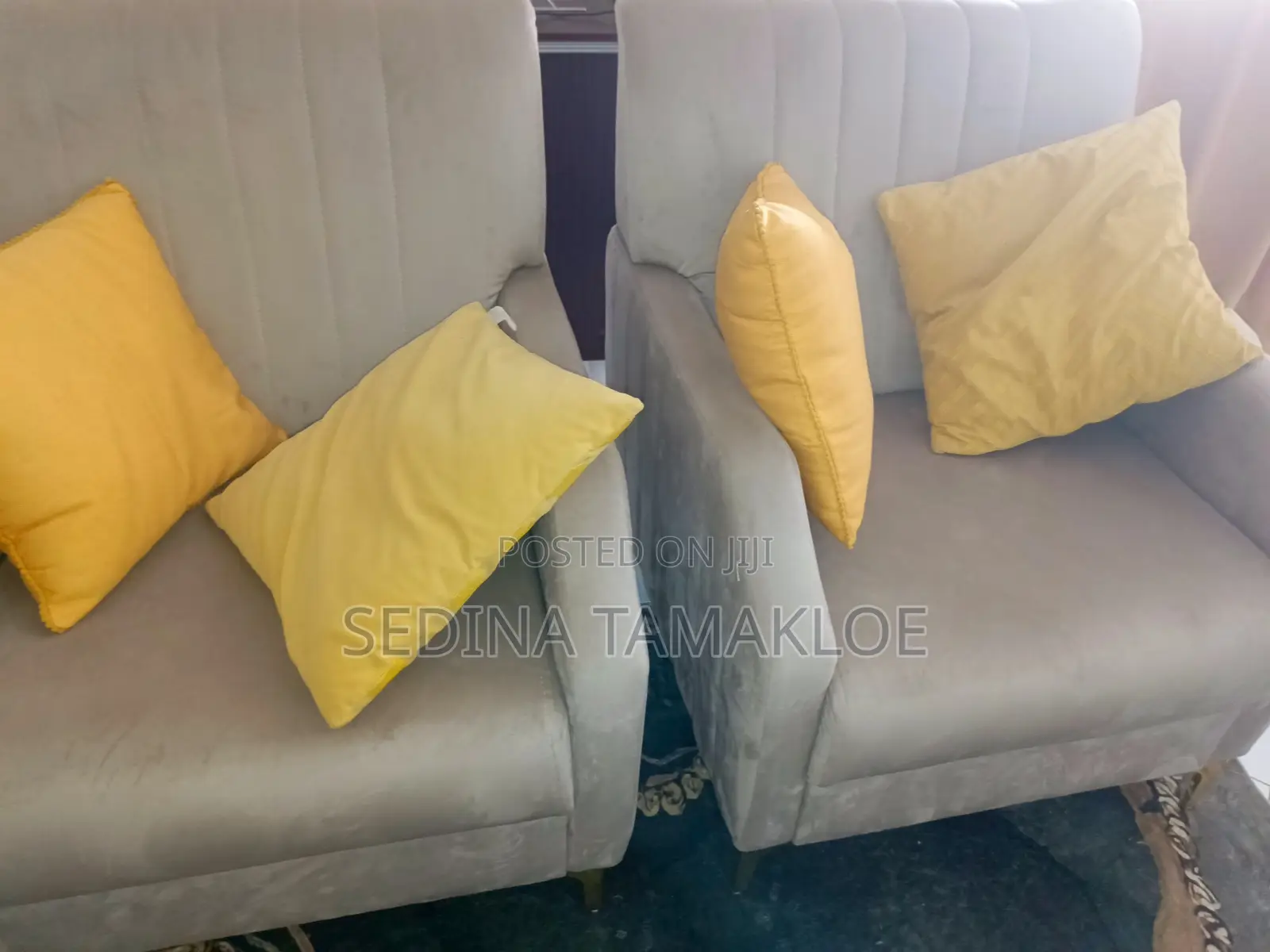 Unique Sofa Set (7 Seater)