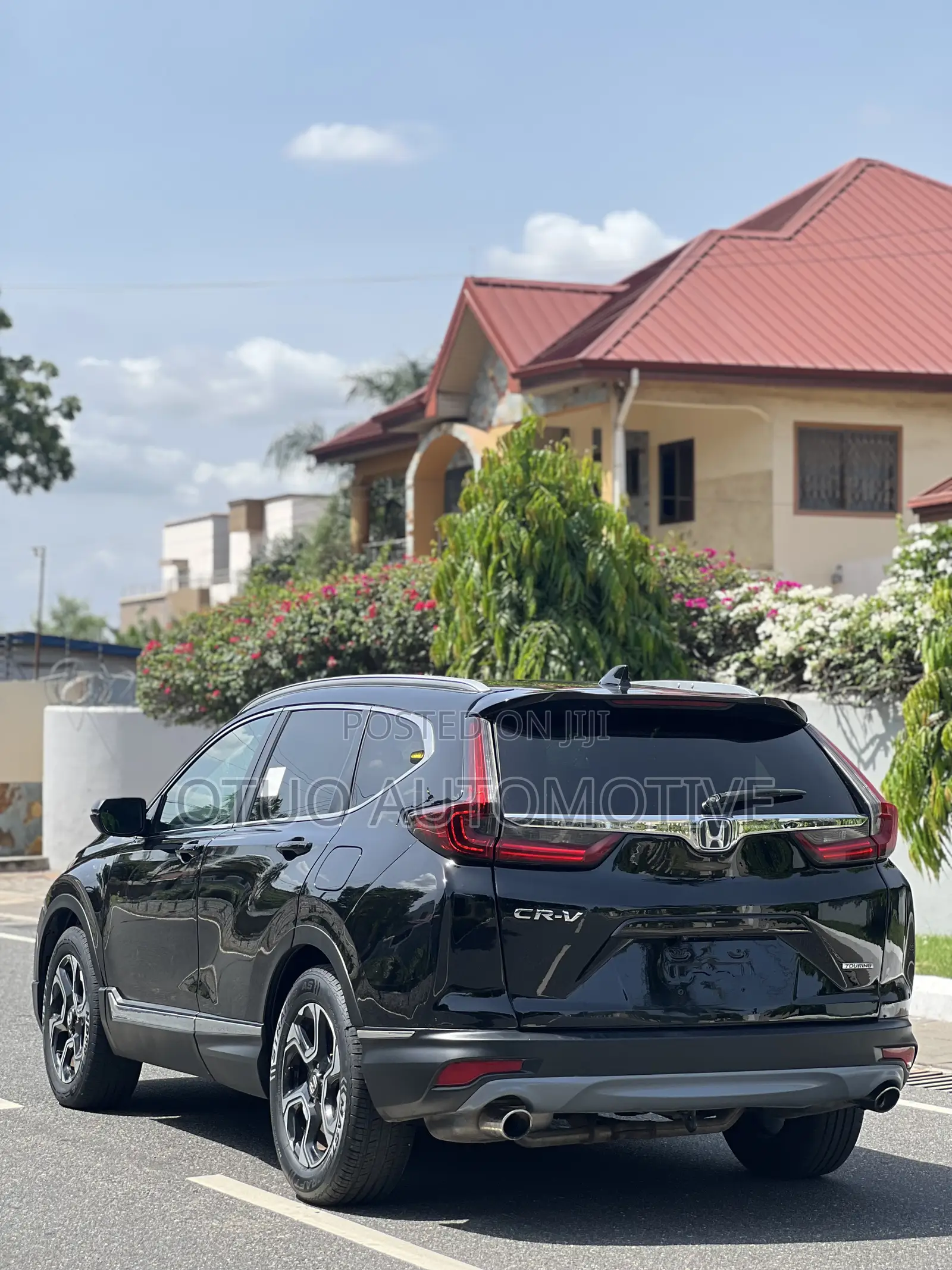 Honda CR-V Touring AWD 2018 Black