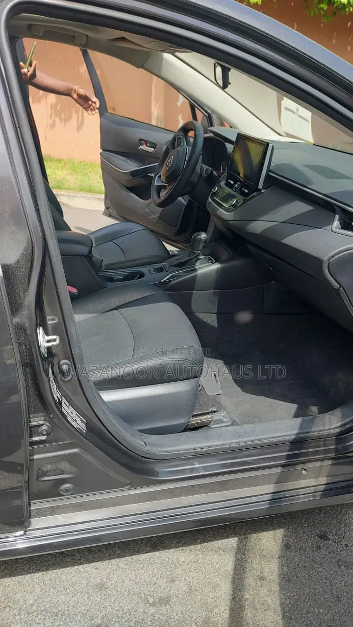 Toyota Corolla SE (1.8L 4cyl 2A) 2019 Gray