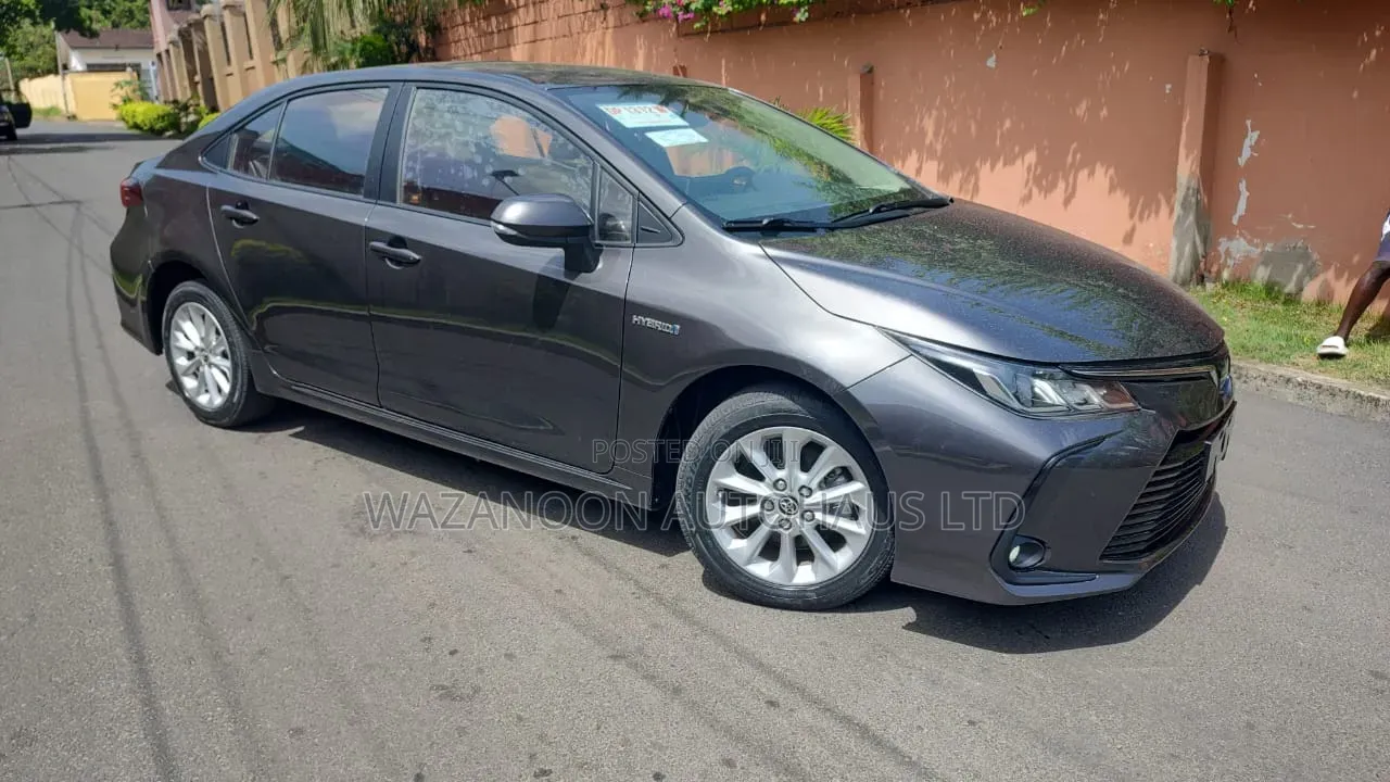 Toyota Corolla SE (1.8L 4cyl 2A) 2019 Gray