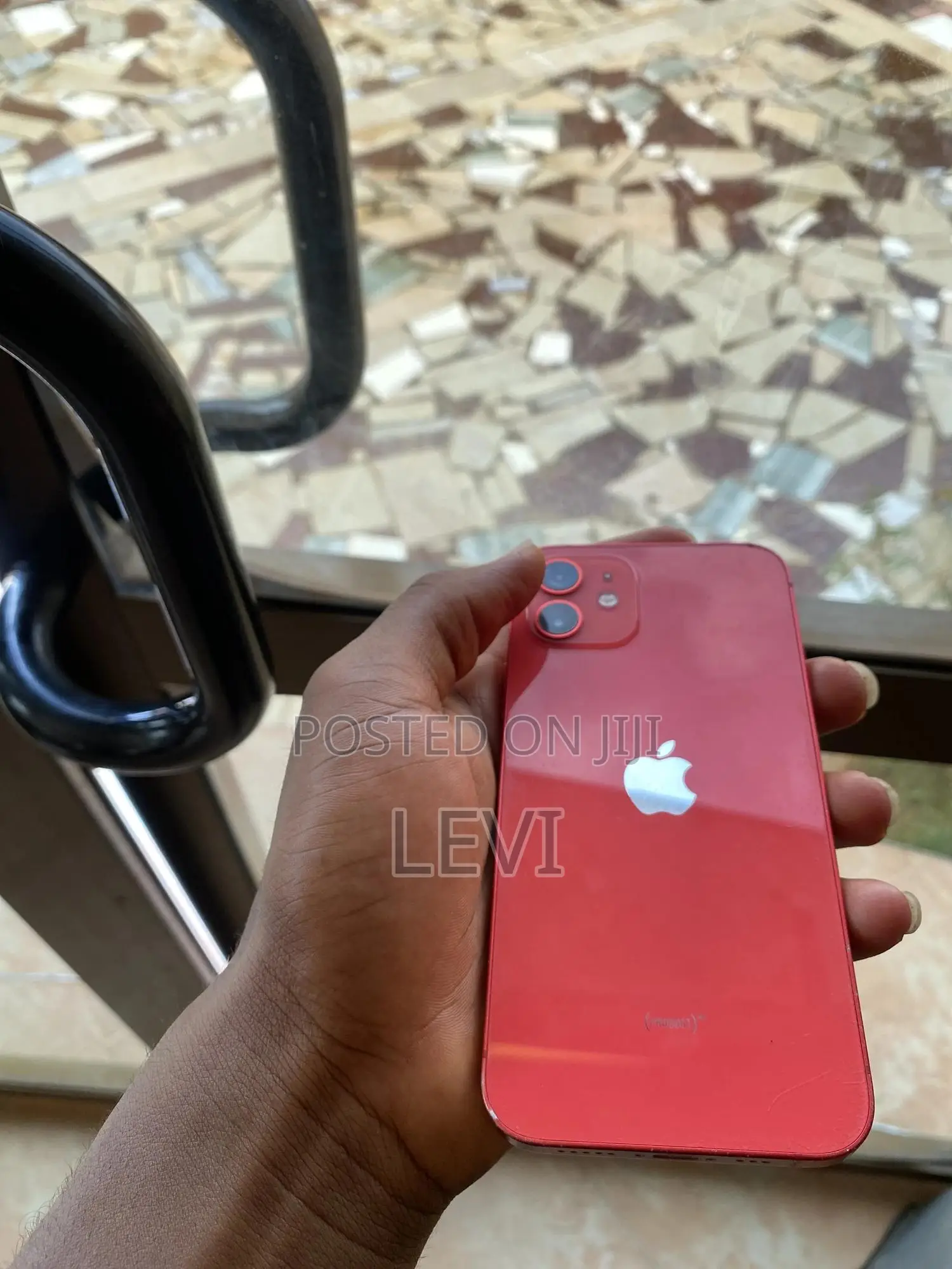 Apple iPhone 12 64 GB Red