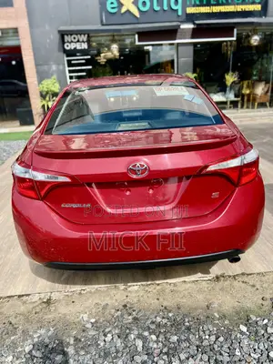 Toyota Corolla S Plus 4dr Sedan (1.8L 4cyl CVT) 2015 Red