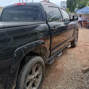 Toyota Tundra 2018 Blue