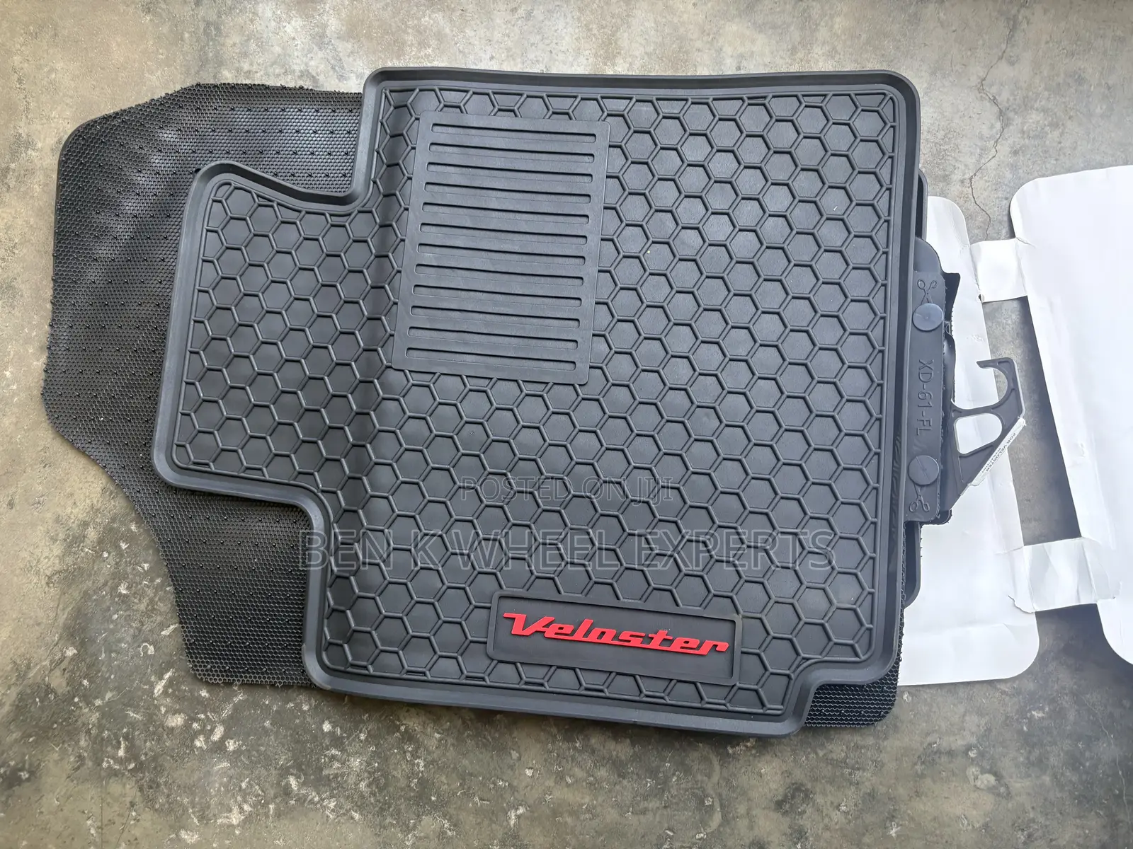 Hyundai Veloster Carpet