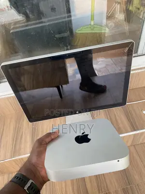 Desktop Computer Apple Mac Mini 12GB Intel Core i5 SSD 512GB