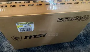 New Laptop MSI Raider GE76 12UGS 16GB Intel Core i9 SSD 1T