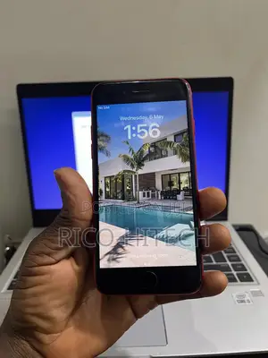 Apple iPhone 8 Plus 64 GB Red
