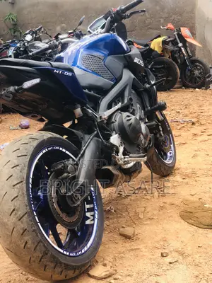 Yamaha FZ 2018 Blue