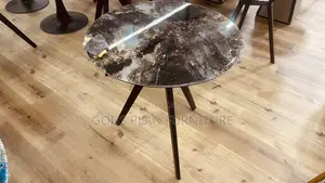 Leisure Table (8238#)