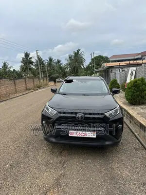Toyota RAV4 XLE Premium AWD 2019 Black