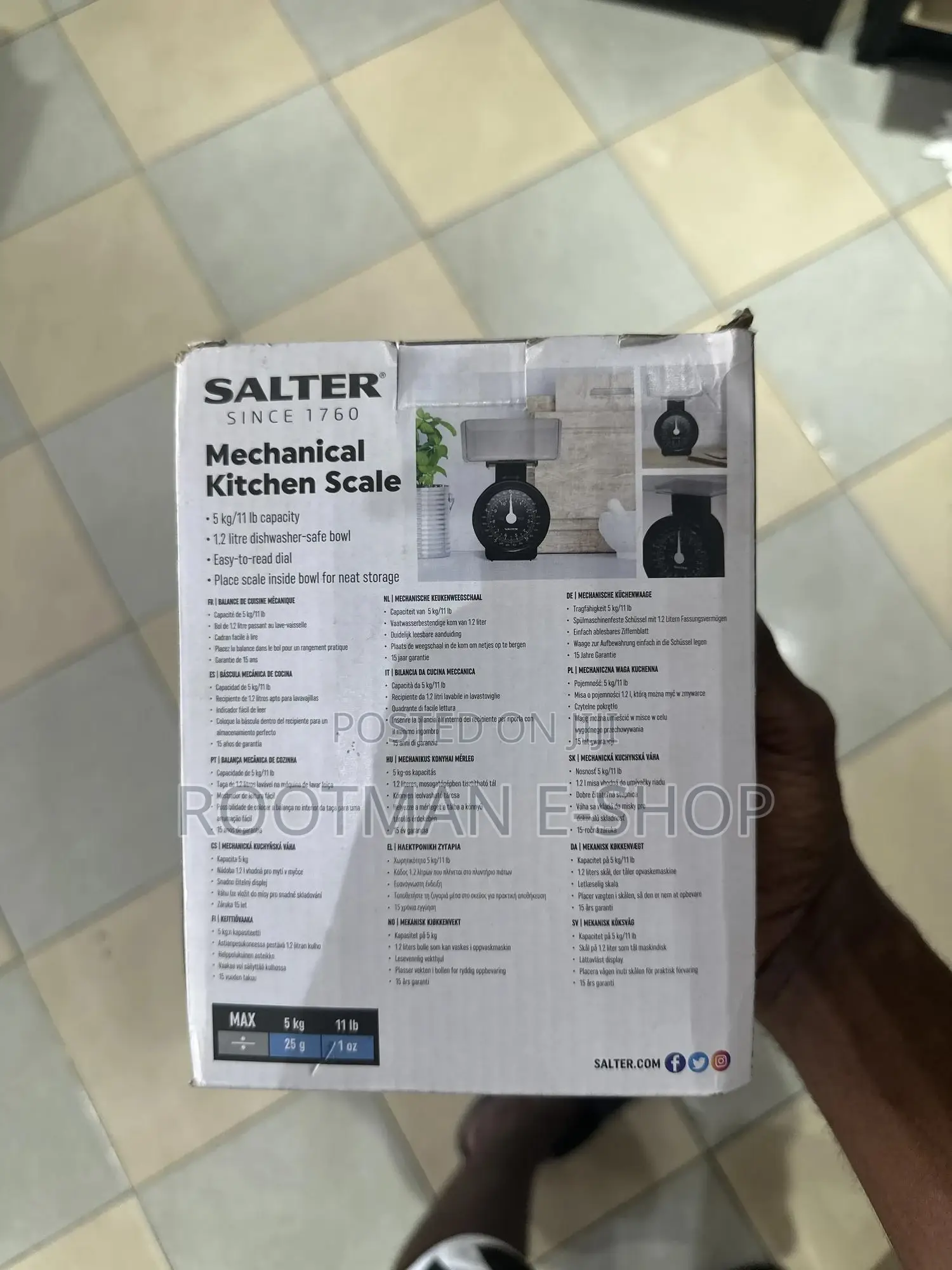 Salter Mechanical Kitchen Scale With A Black Dial And A 5 Kg Capacity