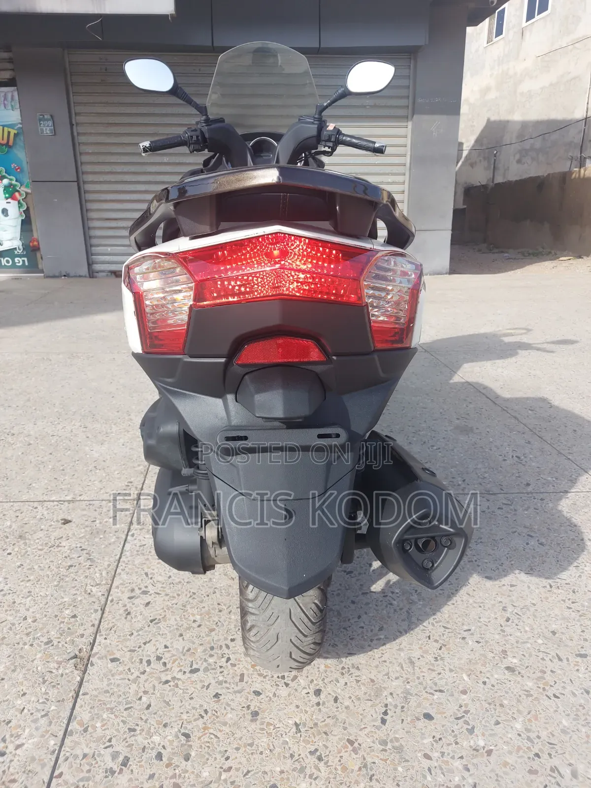 Kymco 2015 White