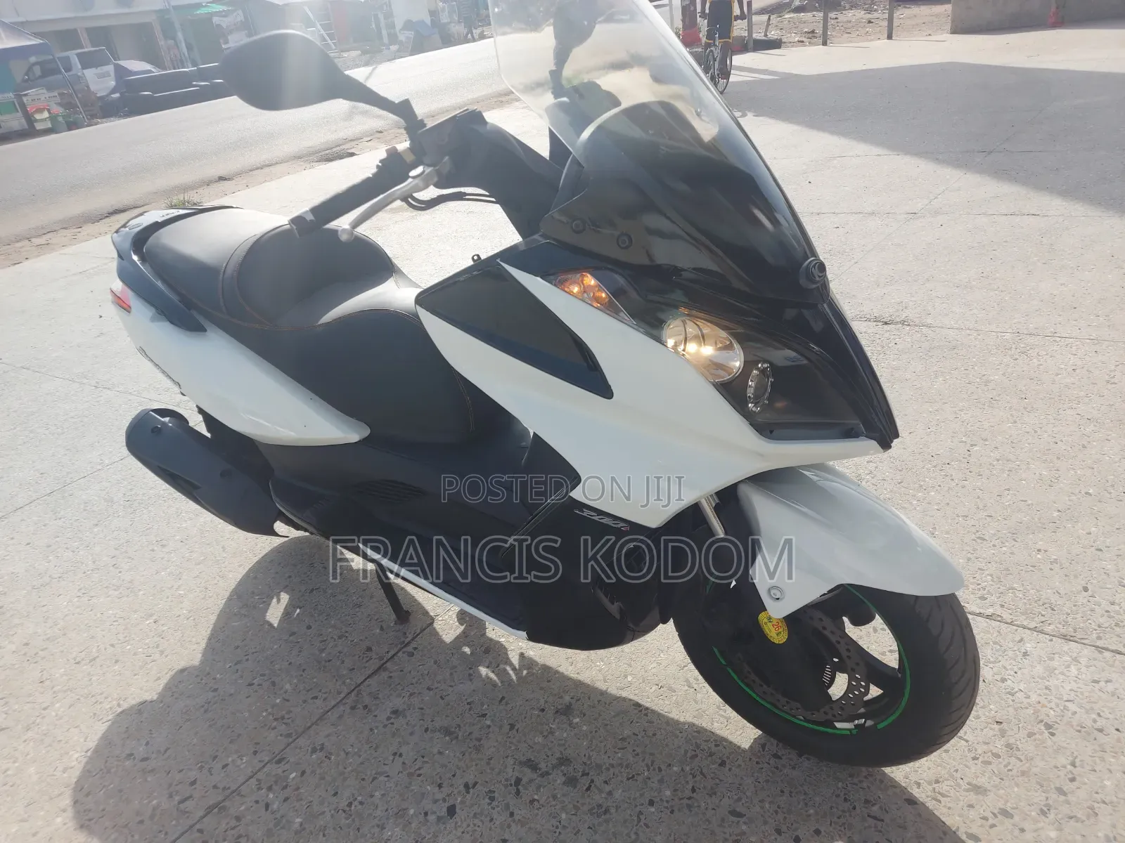 Kymco 2015 White