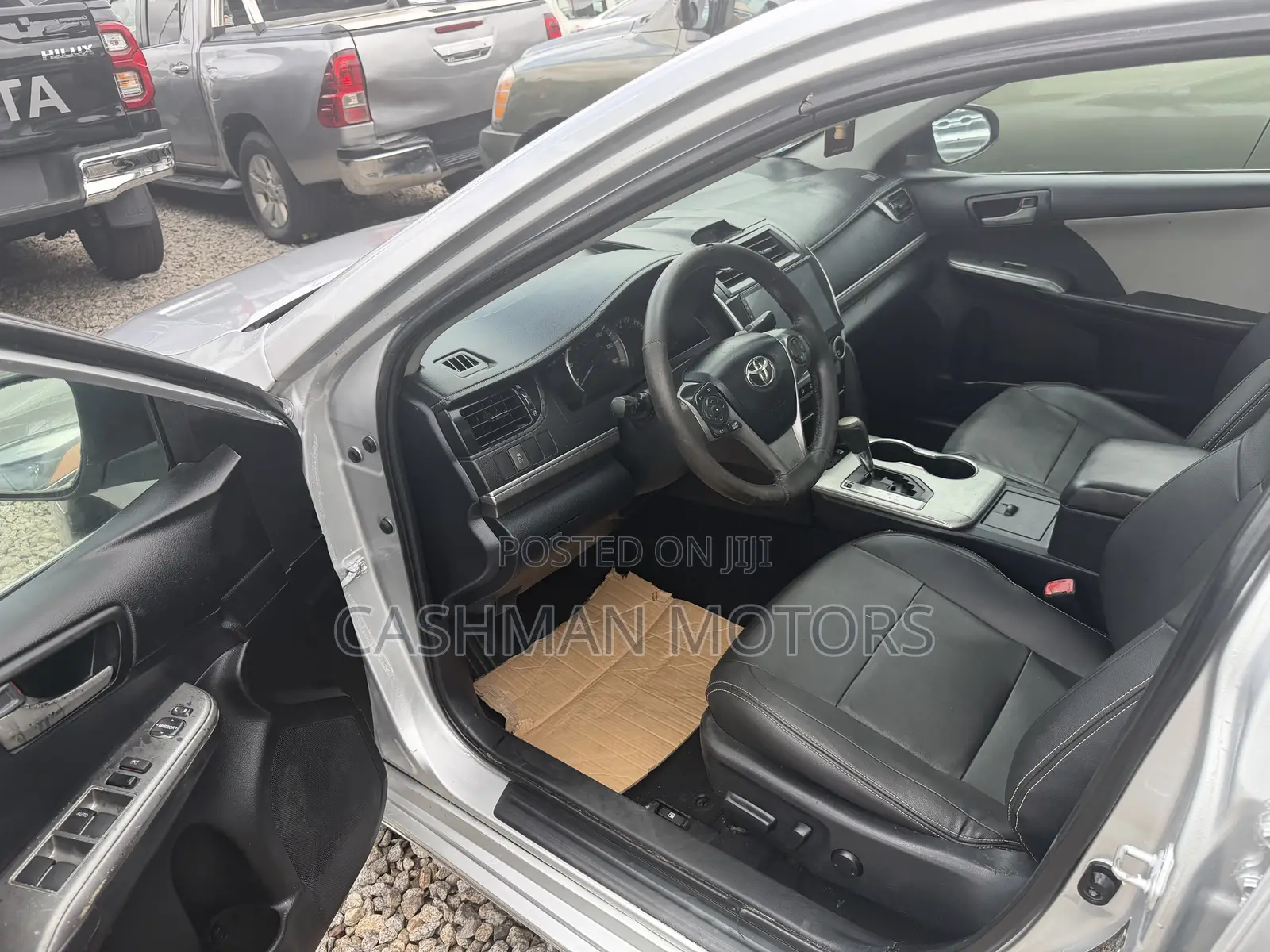Toyota Camry 2014 Silver