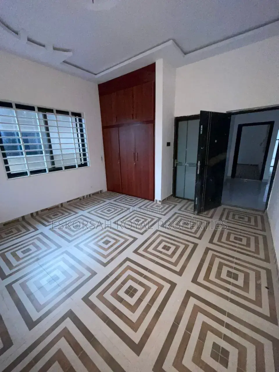3bdrm House in Odumasi Sonttra, Amasaman for sale