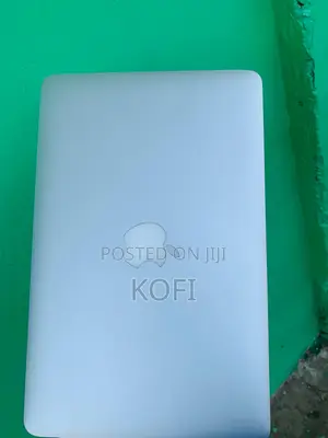 Laptop Apple MacBook Air 4GB Intel Core i5 SSD 128GB