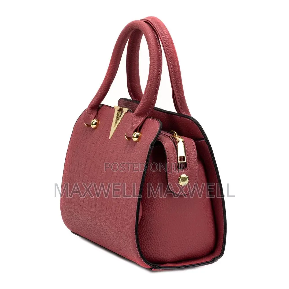Classy Bag and Clutches