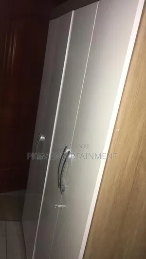 Neatly Wardrobe for Sell