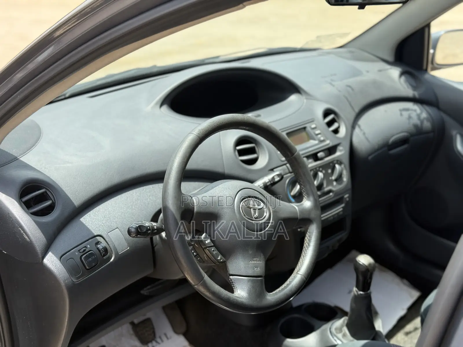 Toyota Yaris 2004 Gray