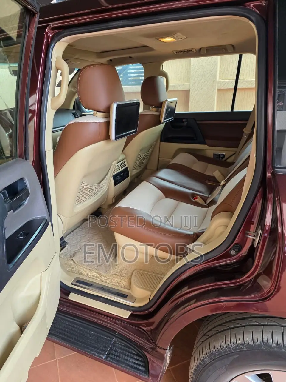 Toyota Land Cruiser 4.5 V8 TD 2016 Beige