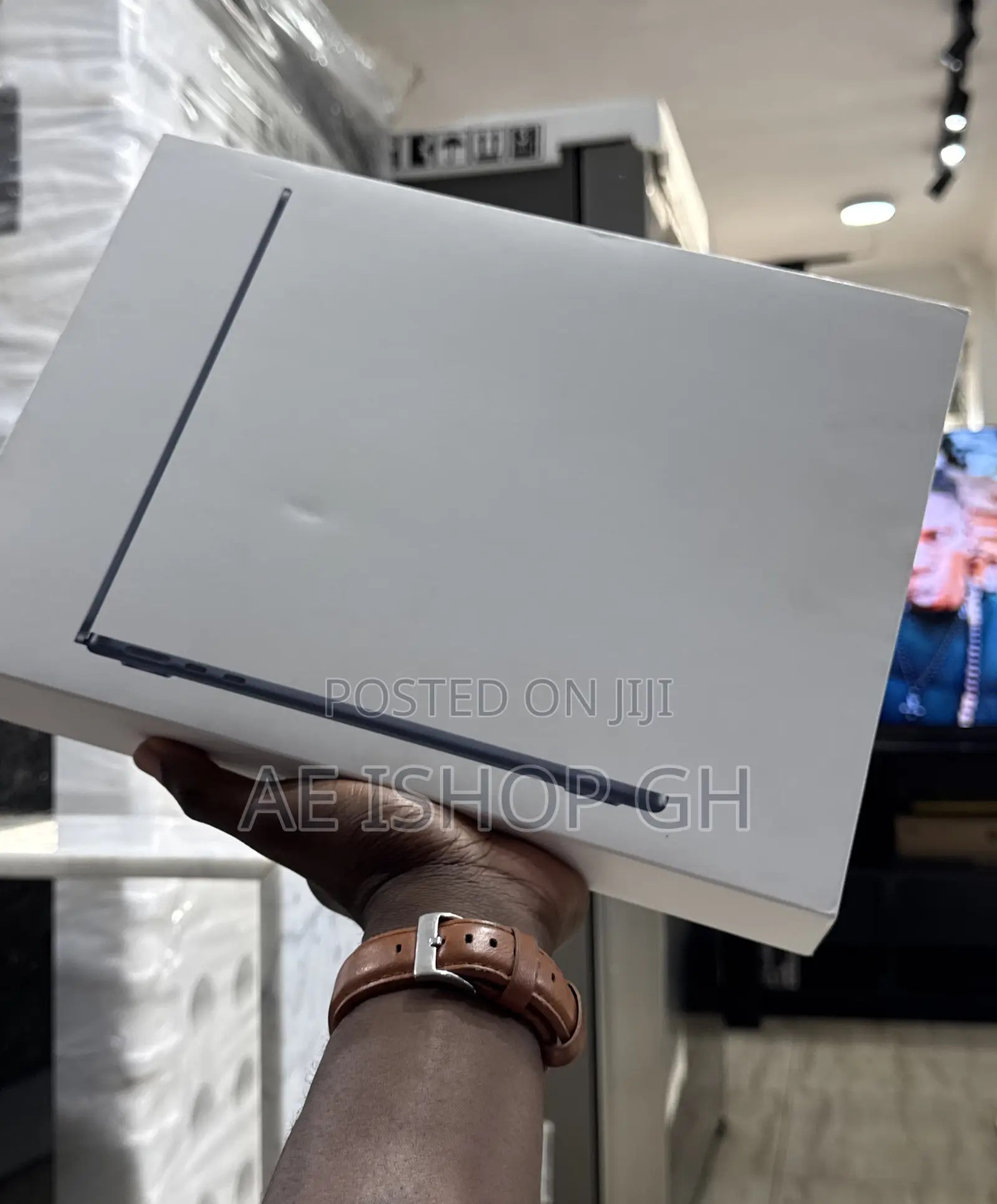 New Laptop Apple MacBook Air 2026 M5 13-inch 16GB Apple M5 SSD 512GB