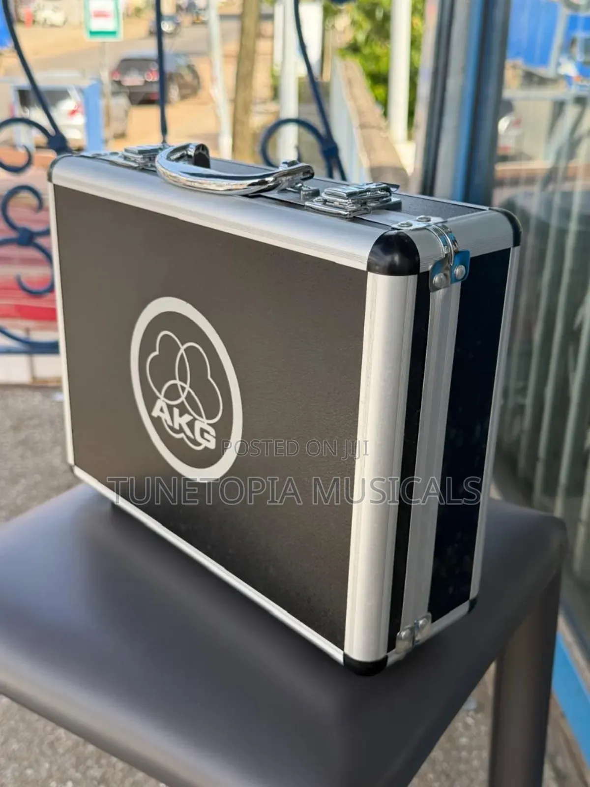 Akg C3000b Large Diaphragm Condenser Microphone