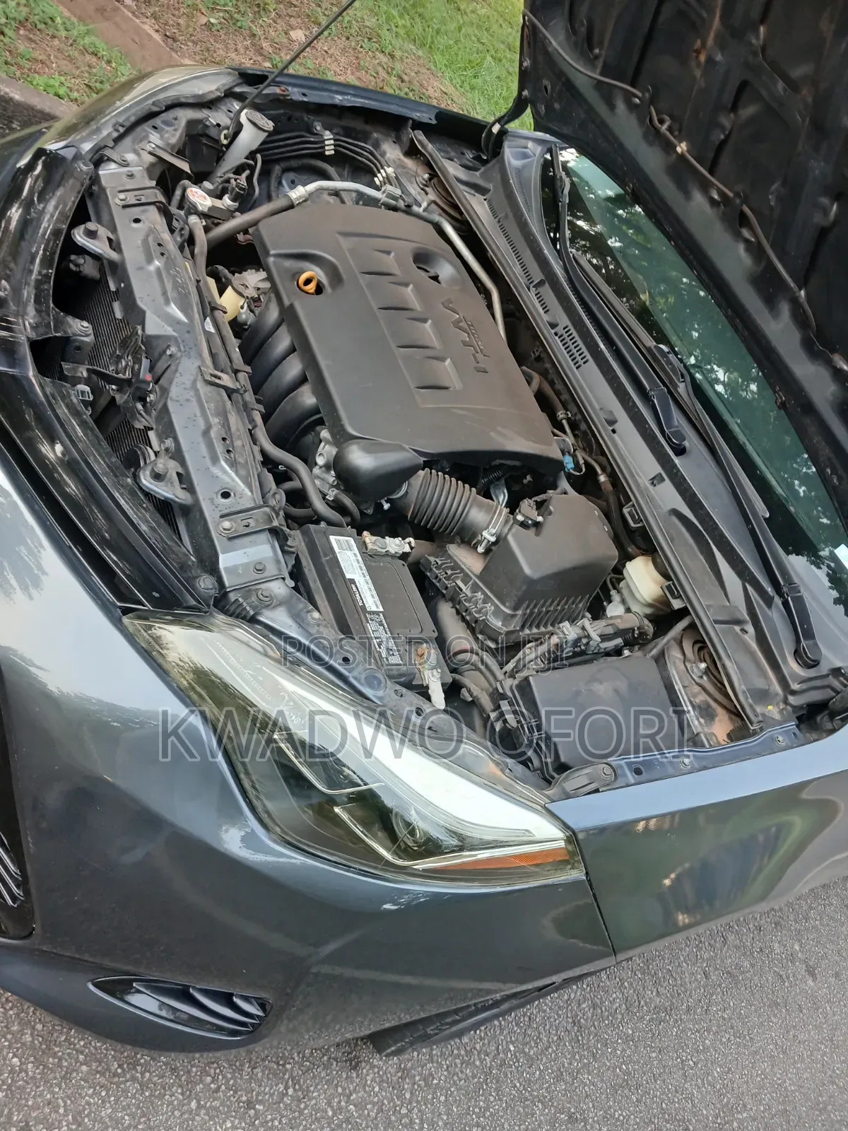 Toyota Corolla LE Eco (1.8L 4cyl 2A) 2019 Gray