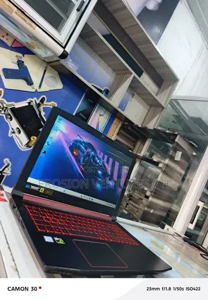 Laptop Acer 16GB Intel Core i5 HDD+SSD 1T