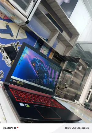 Laptop Acer 16GB Intel Core i5 HDD+SSD 1T