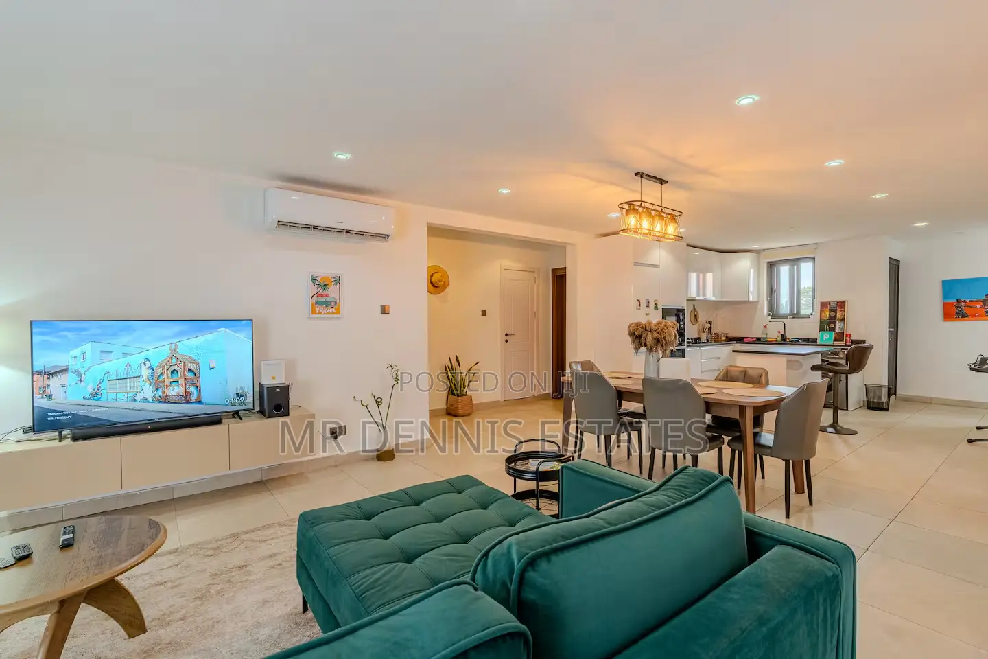 Stylish 2- Bedroom Airbnb at Adjiringanor - East Legon