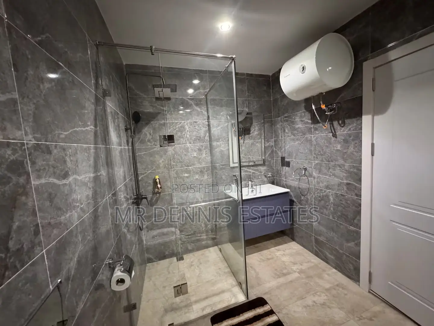 Stylish 2- Bedroom Airbnb at Adjiringanor - East Legon