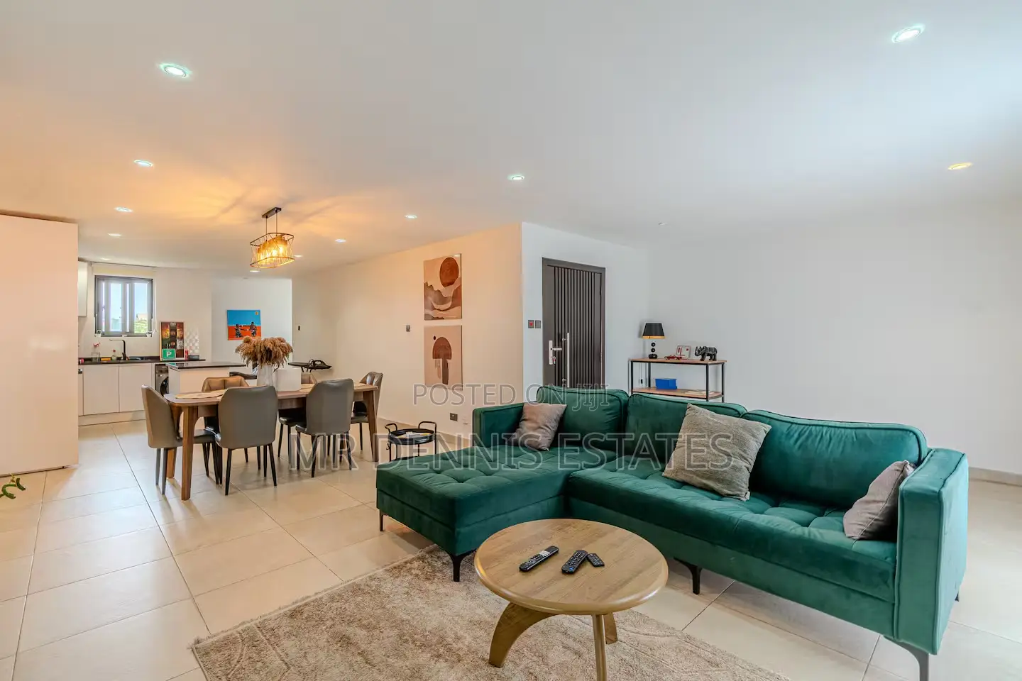 Stylish 2- Bedroom Airbnb at Adjiringanor - East Legon