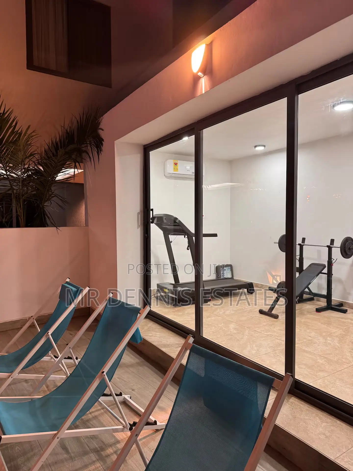 Stylish 2- Bedroom Airbnb at Adjiringanor - East Legon
