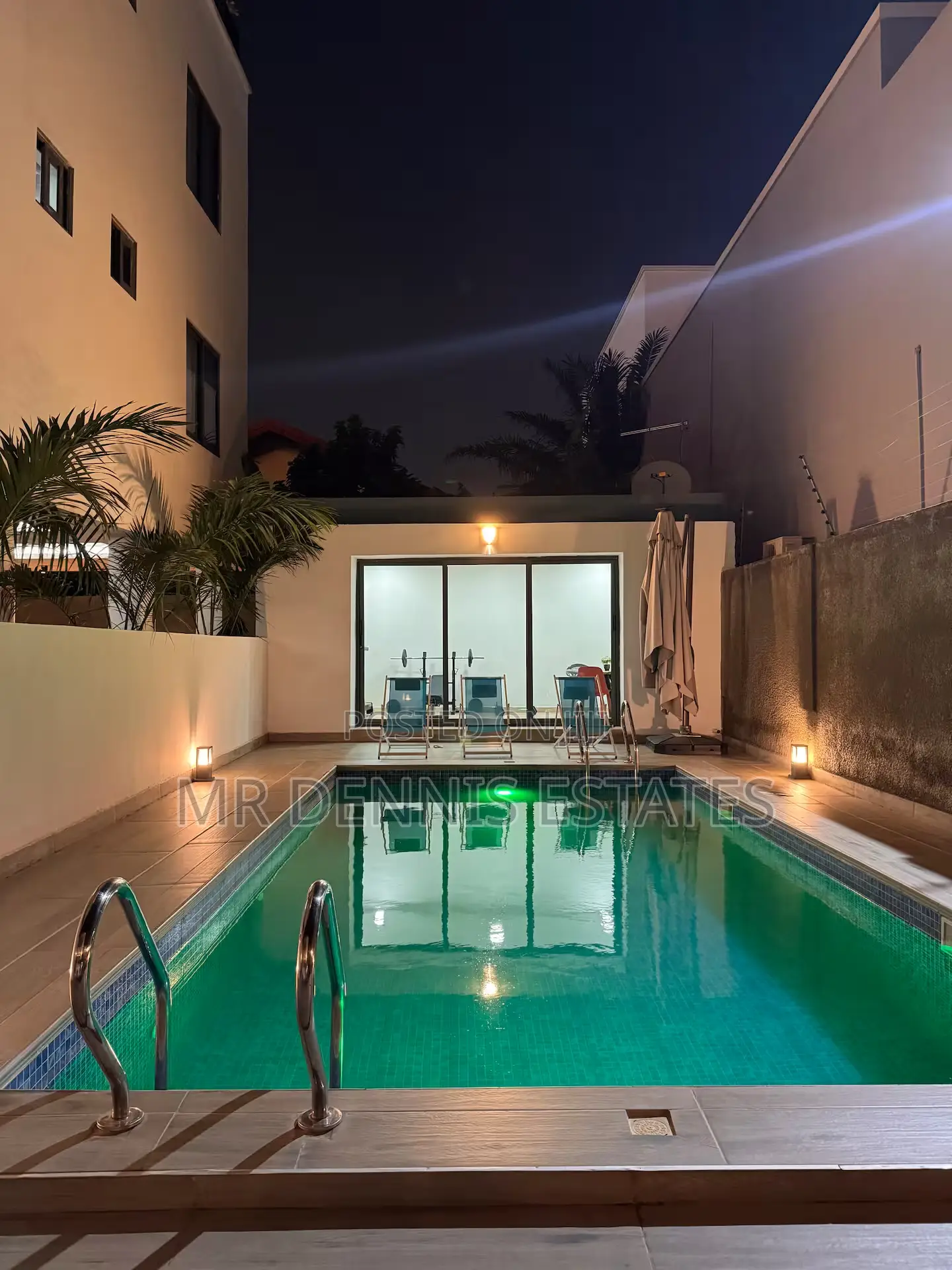 Stylish 2- Bedroom Airbnb at Adjiringanor - East Legon