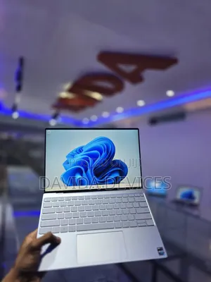 New Laptop Dell XPS 13 9315 16GB Intel Core i7 SSD 512GB