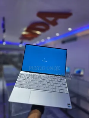 New Laptop Dell XPS 13 9315 16GB Intel Core i7 SSD 512GB