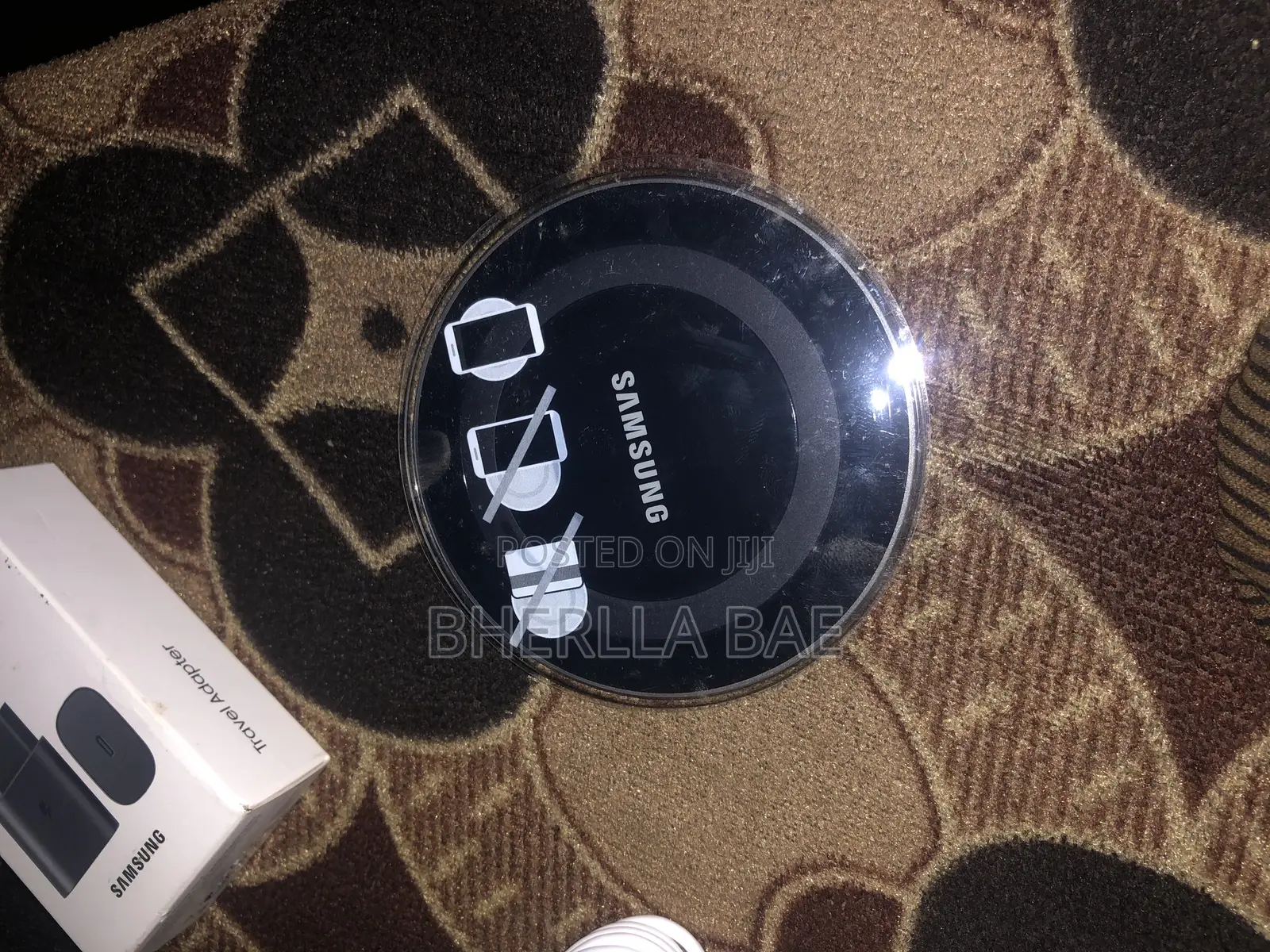 Samsung Wireless Charging Pod