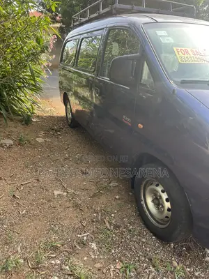 Hyundai H-100 2003 Blue